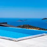 Stunning Sea View Luxury In Villa *