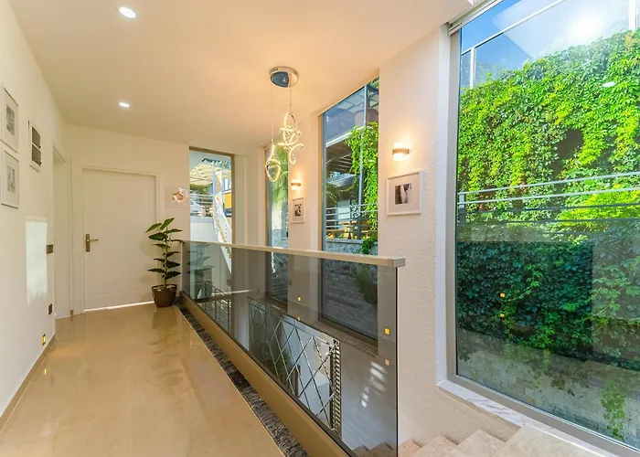 Stunning Sea View Luxury In Willa *